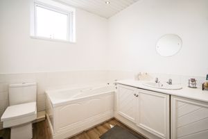 Photo 17- click for photo gallery